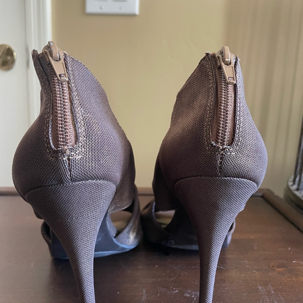 Via Neroli Shimmery Bronze/Brown Crisscross Heels View 5